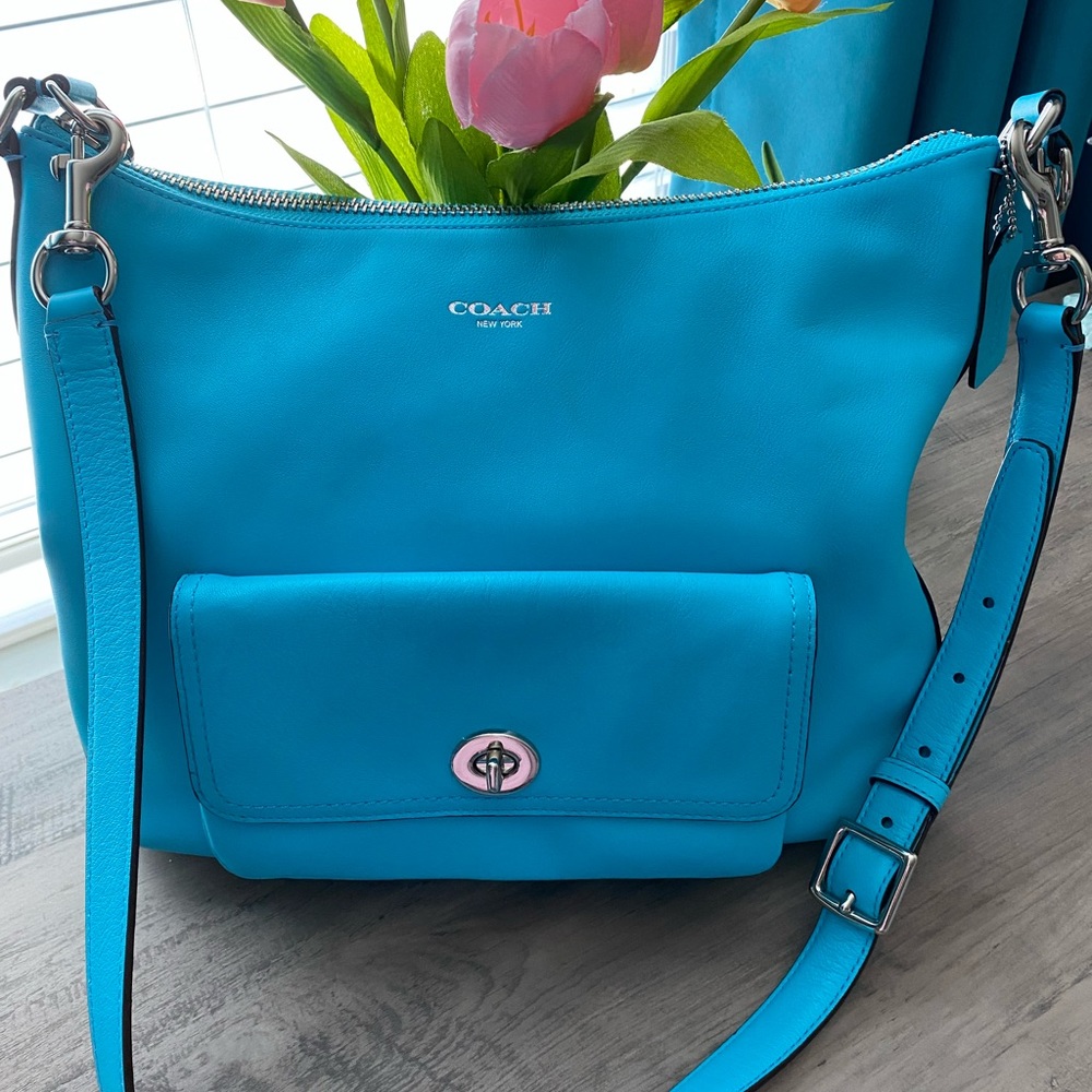 Coach Turquoise Bag EUC